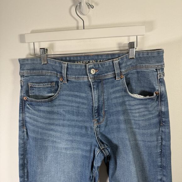 American Eagle Next Level Stretch Kick Boot Medium Wash Jeans Hi Rise Womens 14 - Picture 2 of 10